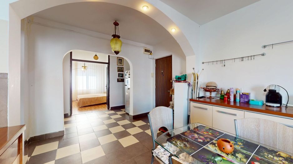 Apartament 4 camere – Strada Novaci Bloc 1989 Zona excelenta - Poză 4