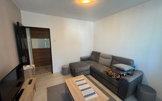 Apartament cu 2 camere, 50 mp, decomandat, Zona Aleea Carpati - Poză 2
