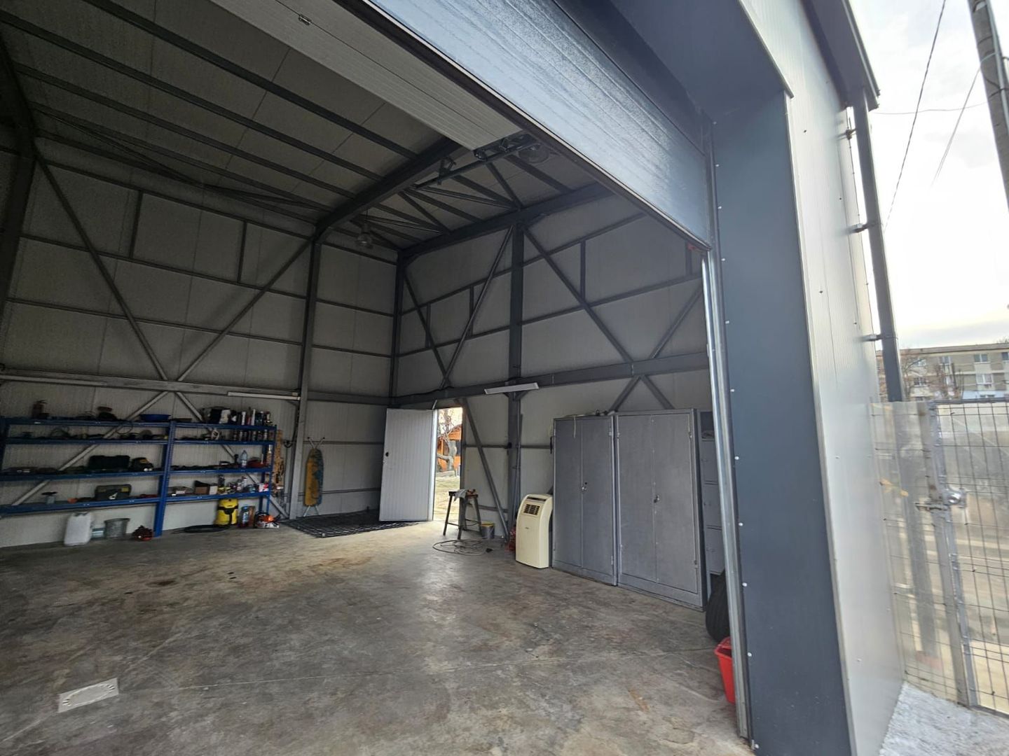 Inchiriere Hala noua, 70 mp Razboieni - Poză 3