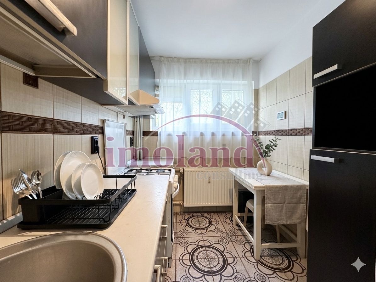Inchiriere apartament 3 camere, parter, mobilat/utilat, bloc reabilitat | Pajura - Poză 1