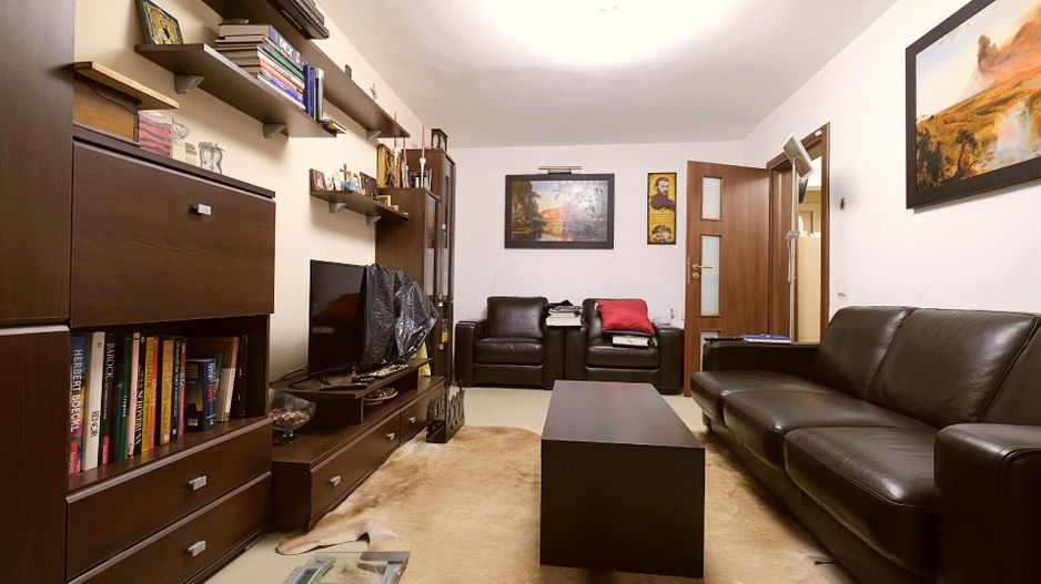 Lacul Tei - Domino, super apartament 3 camere decomandate - Poză 2
