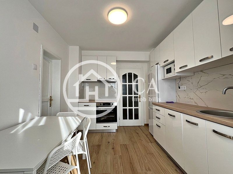 Apartament de închiriat cu 4 camere în zona Ultracentrală, Oradea - Poză 6