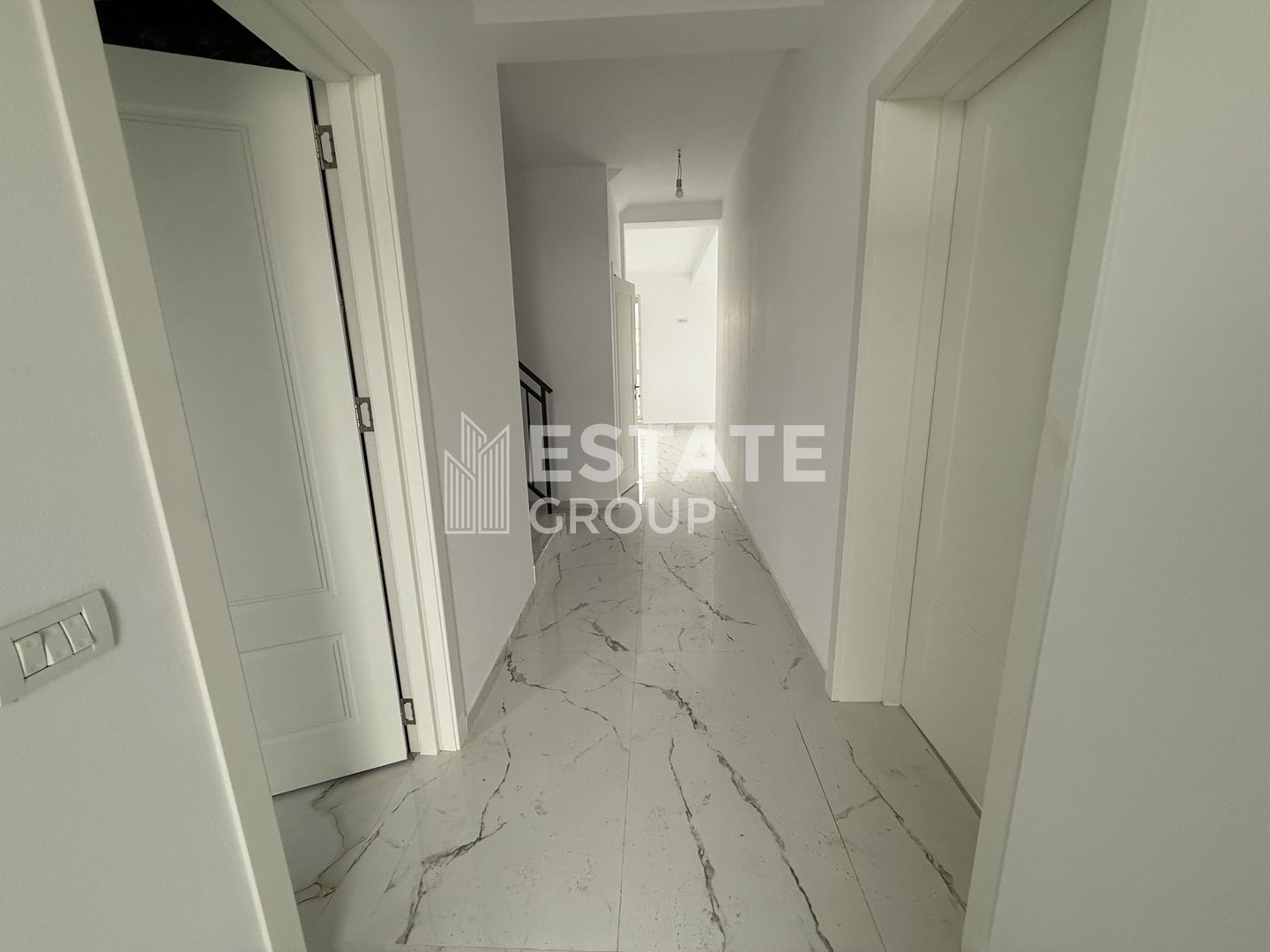 Duplex cu 5 camere in Dumbravita - Poză 7