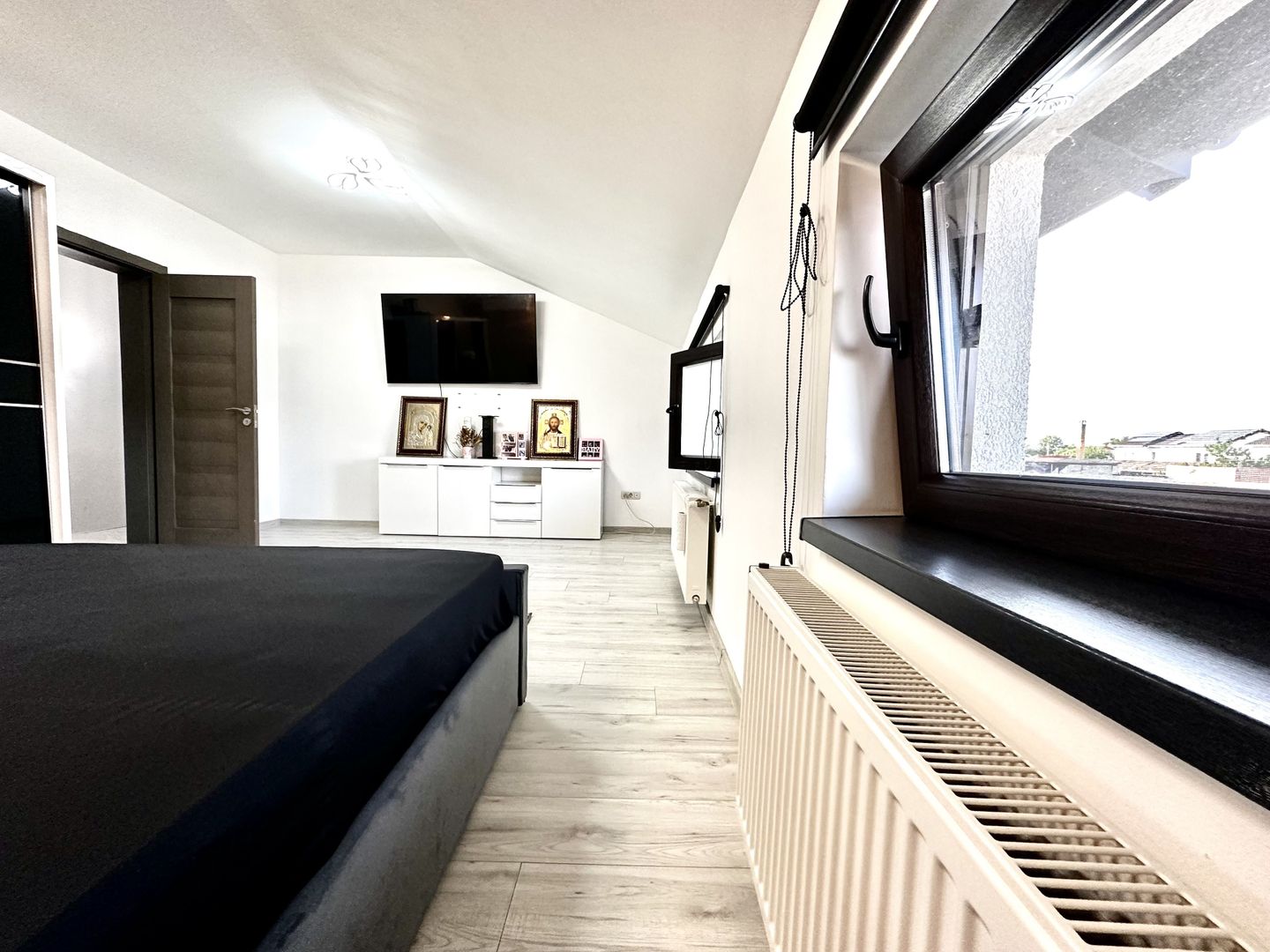 Duplex generos, 120 mp utili, modern si mobilat, in  Mosnita Veche - Poză 15