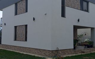 Casă / Vilă cu 4 camere de vânzare în Berceni - Poză 2