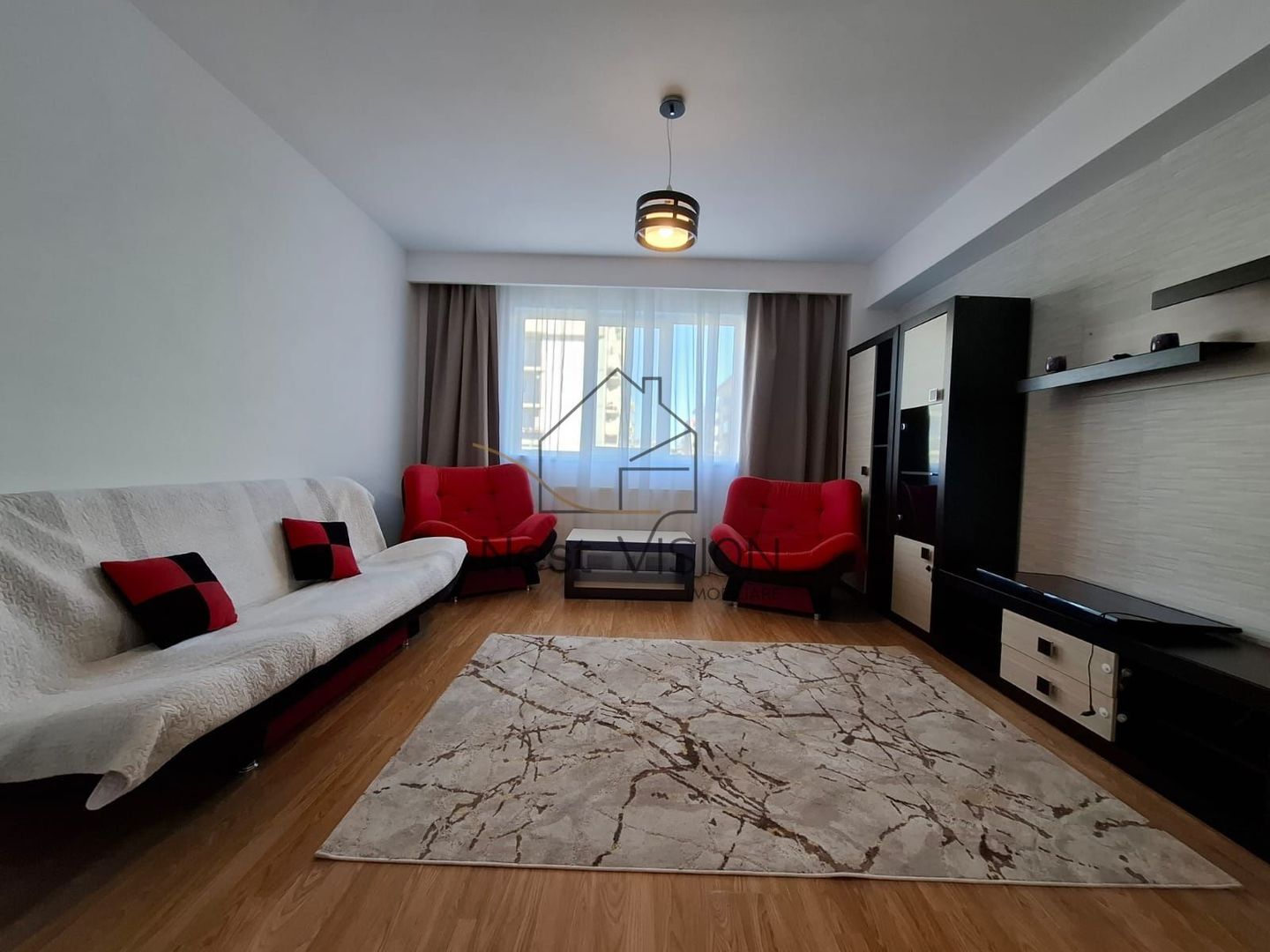 Investitie ideala: apartament 2 camere + parcare + garaj optional - Poză 1