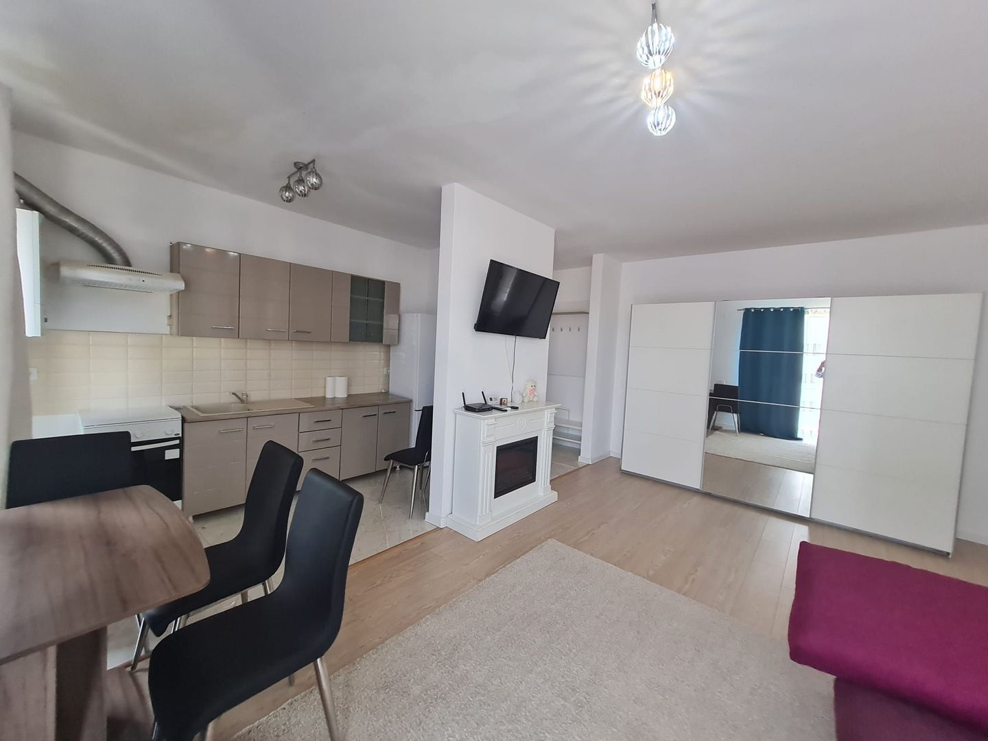 Apartament 3 camere zona Aradului - Poză 3