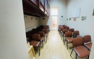 Apartament (pretabil pentru Birou ,Cabinet etc.) de vanzare in centru. - Poză 6