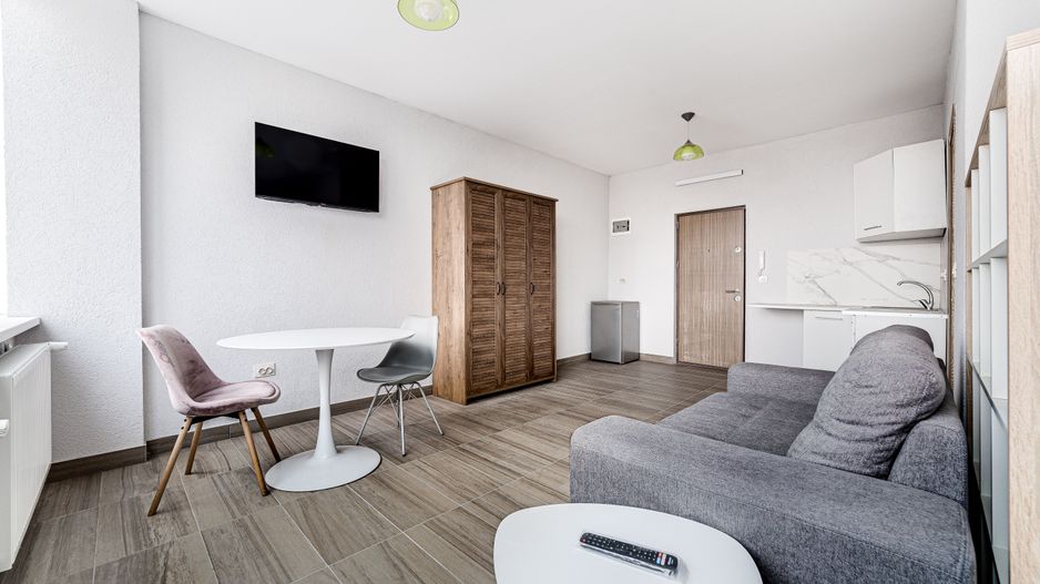 Cladire apartamente de inchiriat - Poză 1