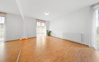 Casa eficienta energetic, cu garaj si 3 locuri de parcare | Faget - Poză 8