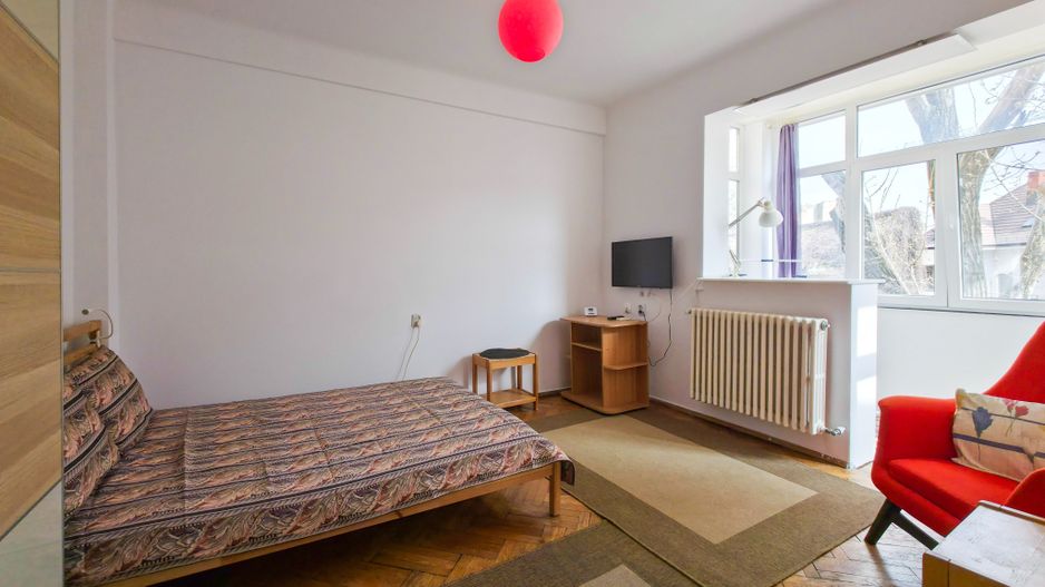 Garsonieră ultracentrală – Strada Toamnei | Centrală proprie | Balcon - Poză 6