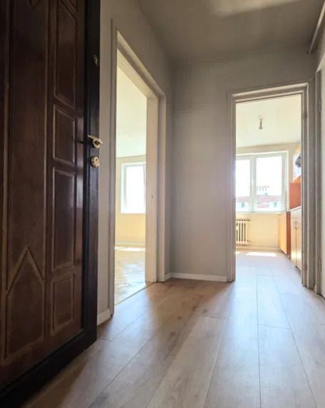 Vedere Panoramică spre Munți 2 Camere Sud Etaj 7/8 zona Garii Victoriei - Poză 7