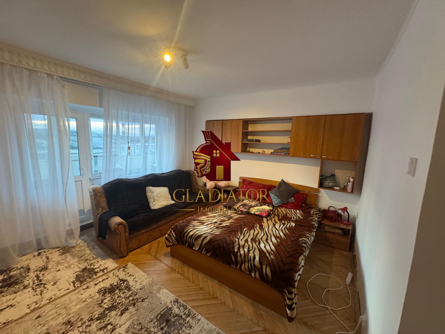 Apartament mare cu 1 camera Nicolina Cug - disponibil imediat, nu rata - Poză 4