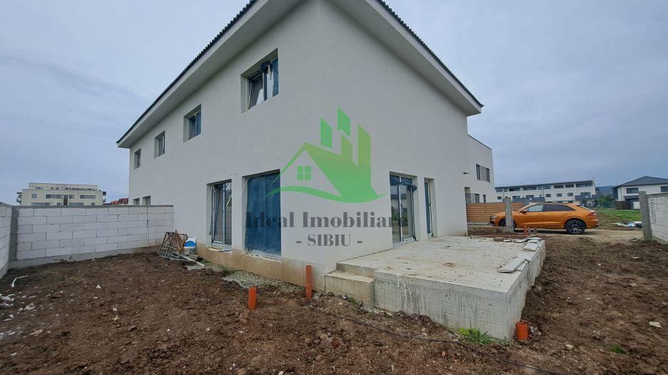 Duplex cu Modern cu 4 camere, in zona Triajului - Poză 3
