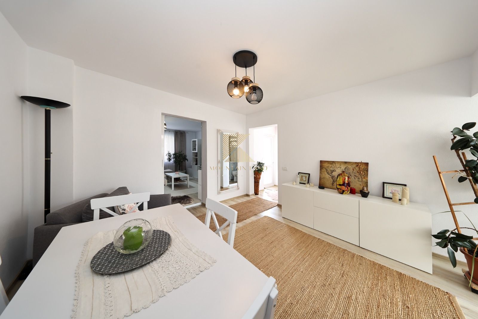 Casă renovată, teren 394 mp – Râșnov, str. Misu Popp, zonă centrală - Poză 8