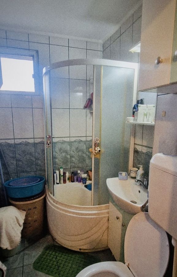 Vand apartament 2 camere Drumul Taberei, strada Raul Doamnei - Poză 5
