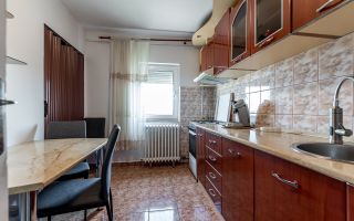 Apartament 2 camerel, bloc V8,  Zona 6 Vânători. - Poză 2