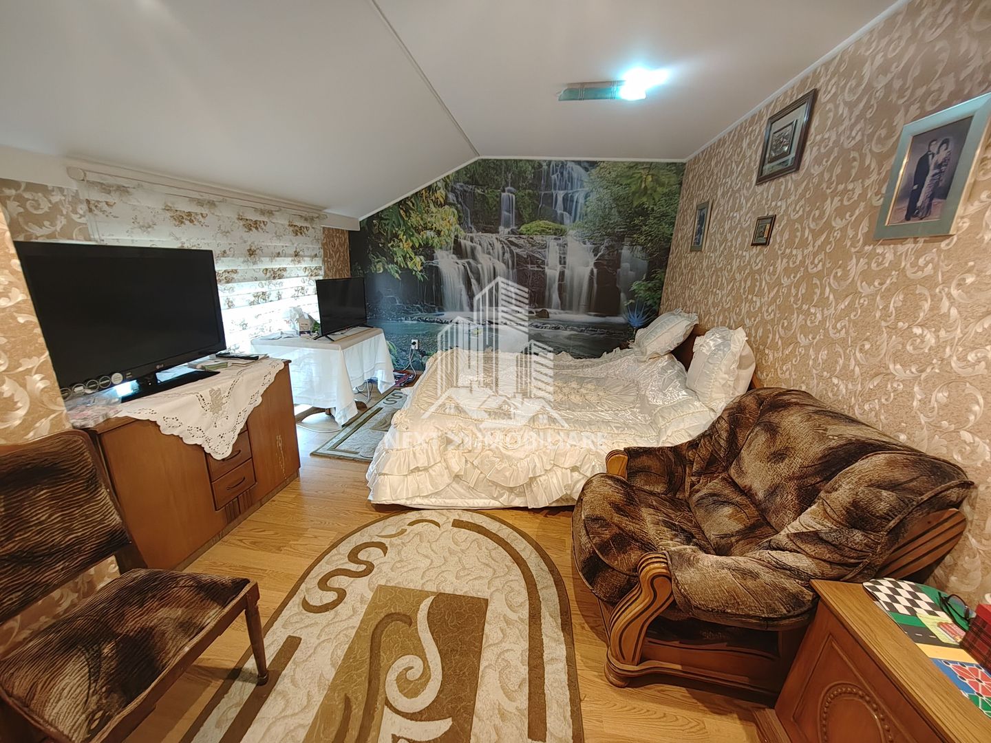 Casa 5 camere cu teren 942 mp Agigea - Poză 24