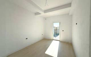 Apartament cu 3 camere - etaj intermediar - Giroc - Poză 4