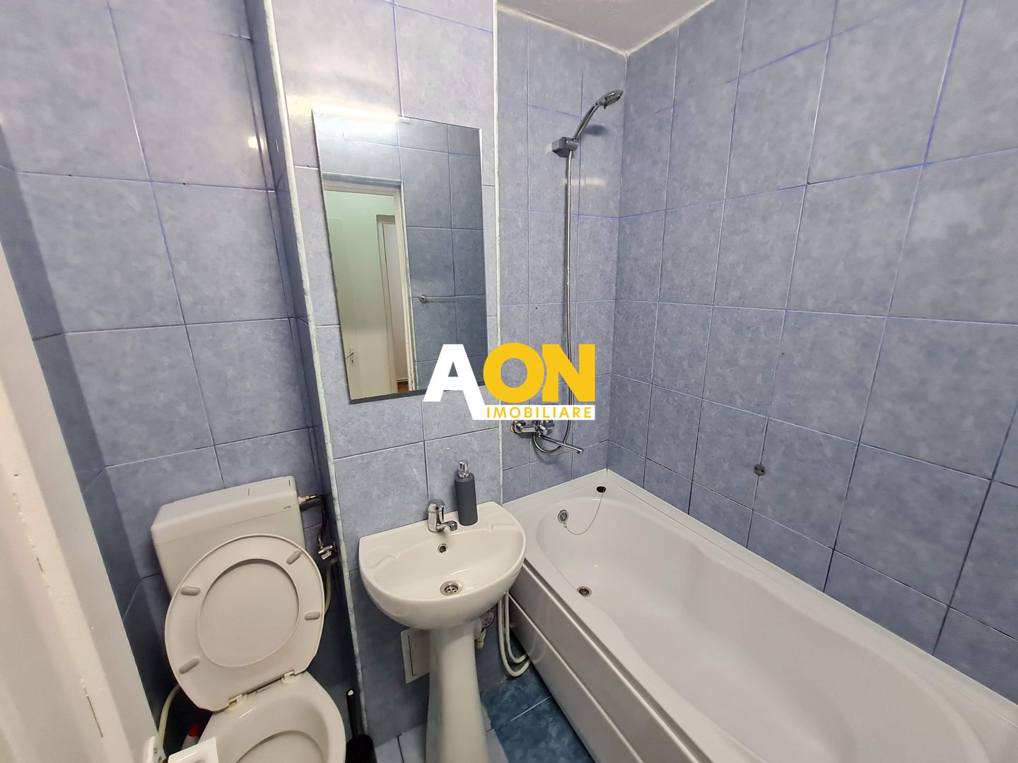 Apartament 3 camere, Parter, Semidecomandat, Zona Cetate - Poză 11