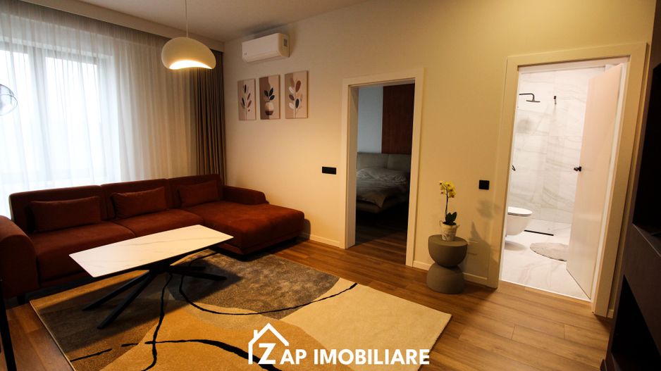 Apartament lux Arossa Center ultracentral parcare subterana - Poză 1