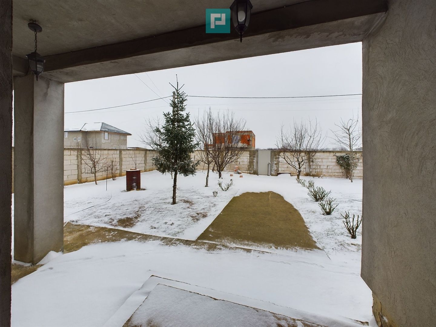 Casă Impresionantă Curte Generoasă Construcție de Calitate Berceni - Poză 21