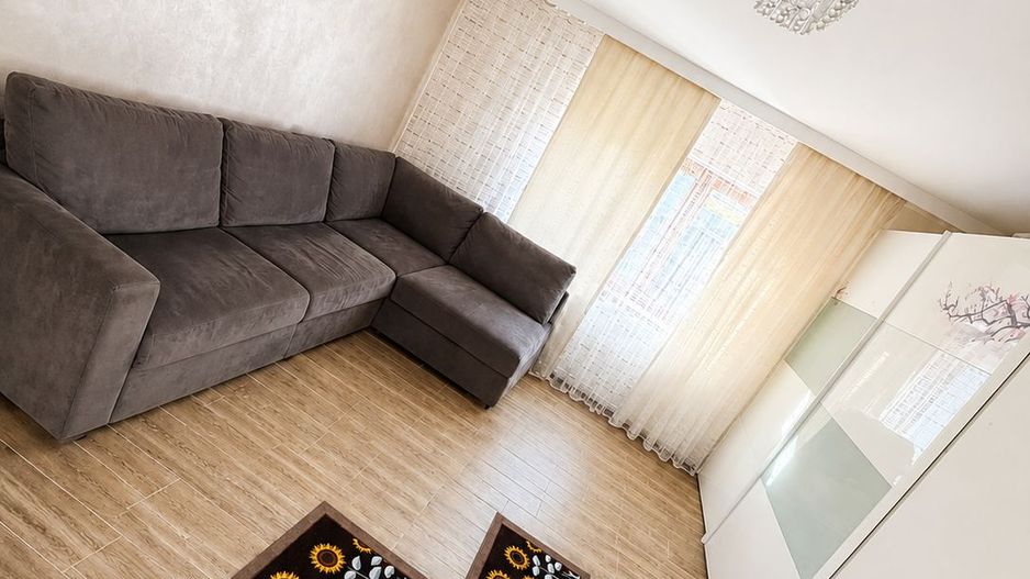 Casă renovată Hidișel - Poză 2