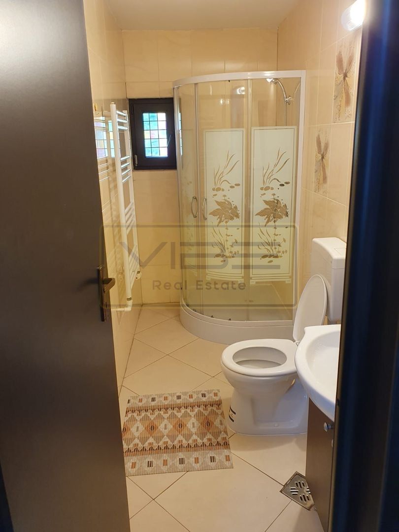 Copou- Apartament Decomandat - 5 min de Universitate !!! - Poză 4