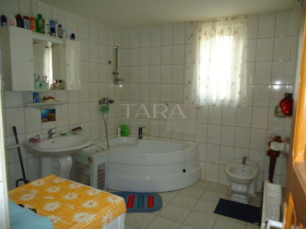 Casă / Vilă de vânzare in Floresti - Poză 7