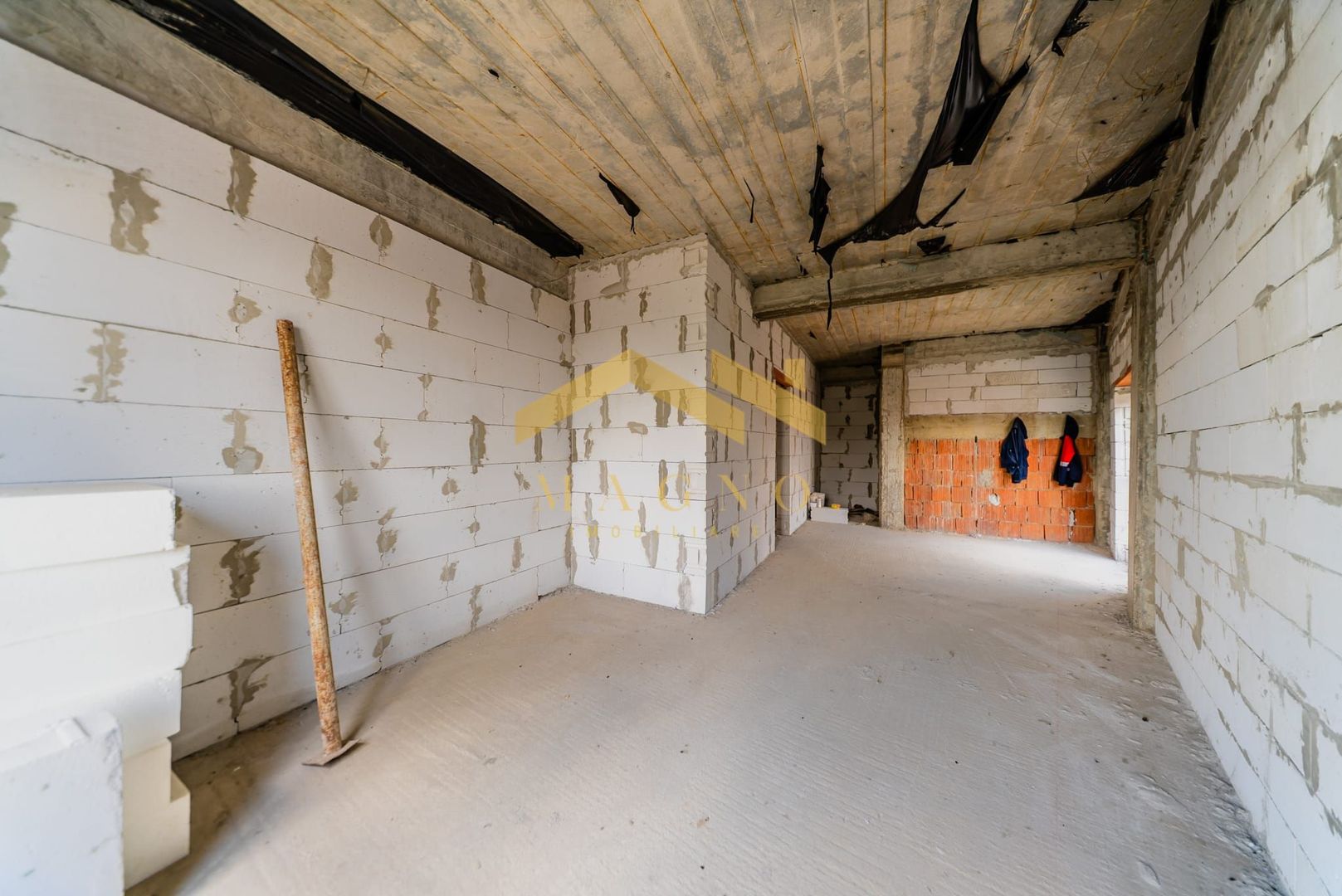 Bloc cu 12 Apartamente si Hala Industriala-Oferta Speciala/Sannicolau - Poză 29