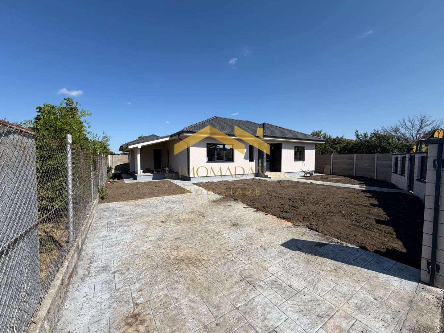 -Casa individuală -4 camere -2 băi - - Poză 2