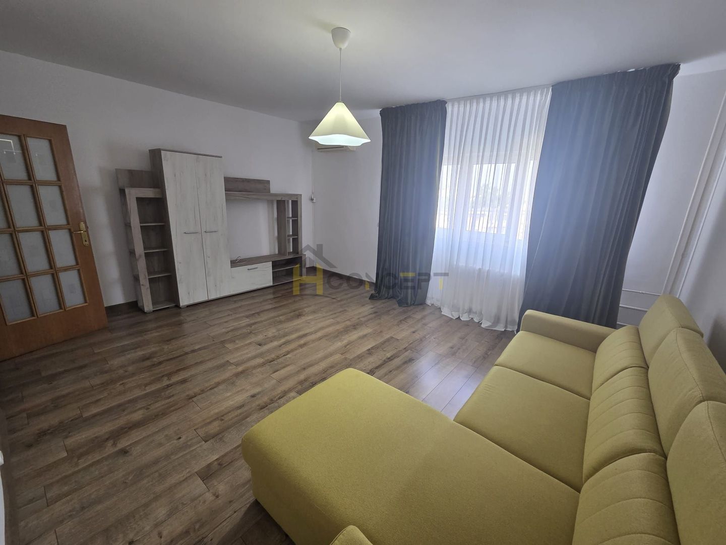 Inchiriere apartament 3 camere Vlaicu Voda sector 3 - Poză 2