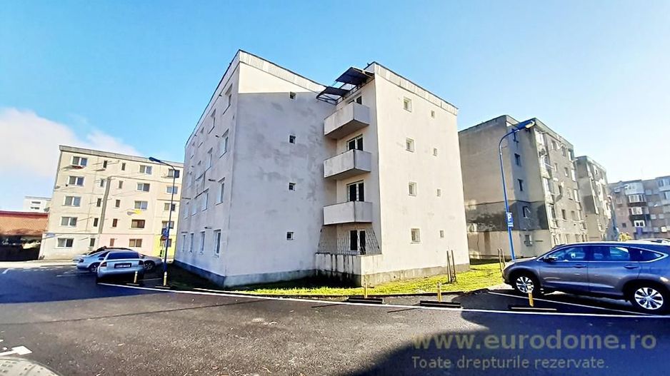 Bartolomeu garsoniera decomandata 41mp utili, 44000 euro - Poză 1