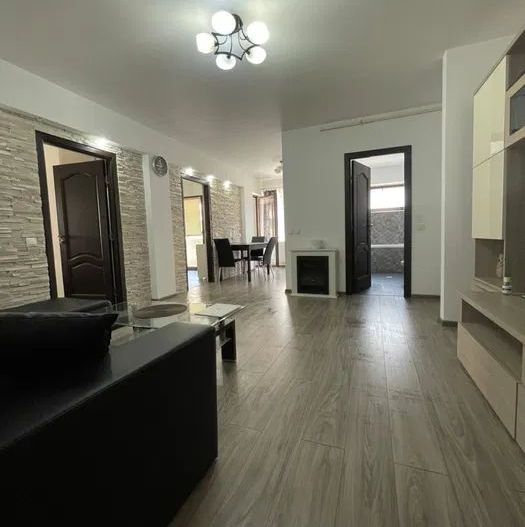 Apartament 3 camere | Floresti | Balcon | Loc de parcare - Poză 3