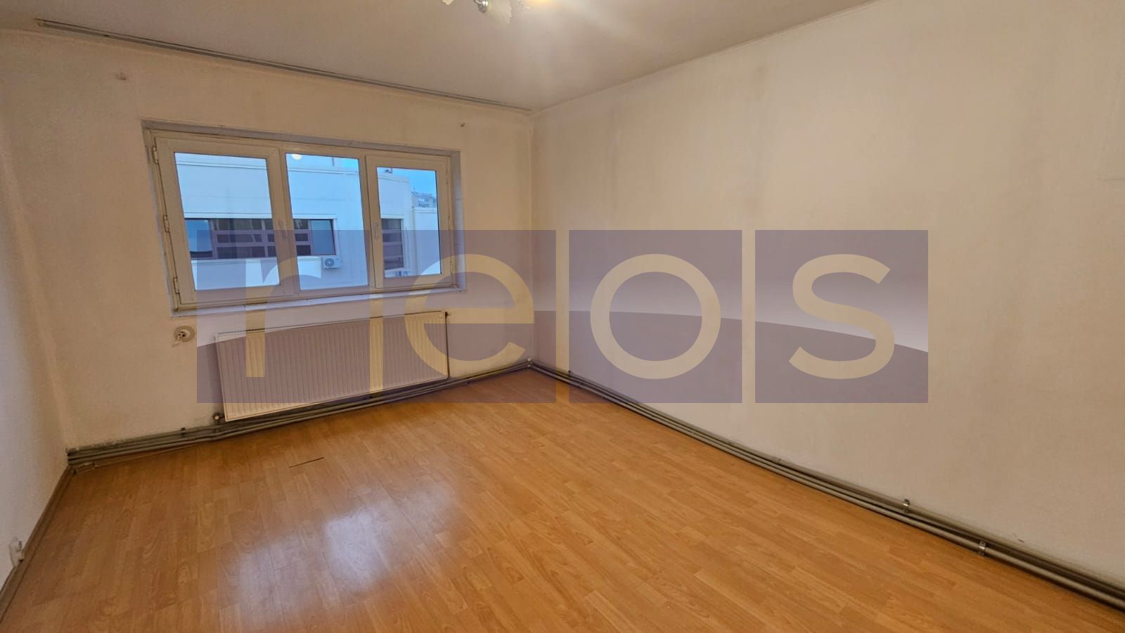 DE VANZAREA AP 2 CAM 55 MP| DRUMUL TABEREI | SEMIDECOMANDAT | METROU - Poză 3