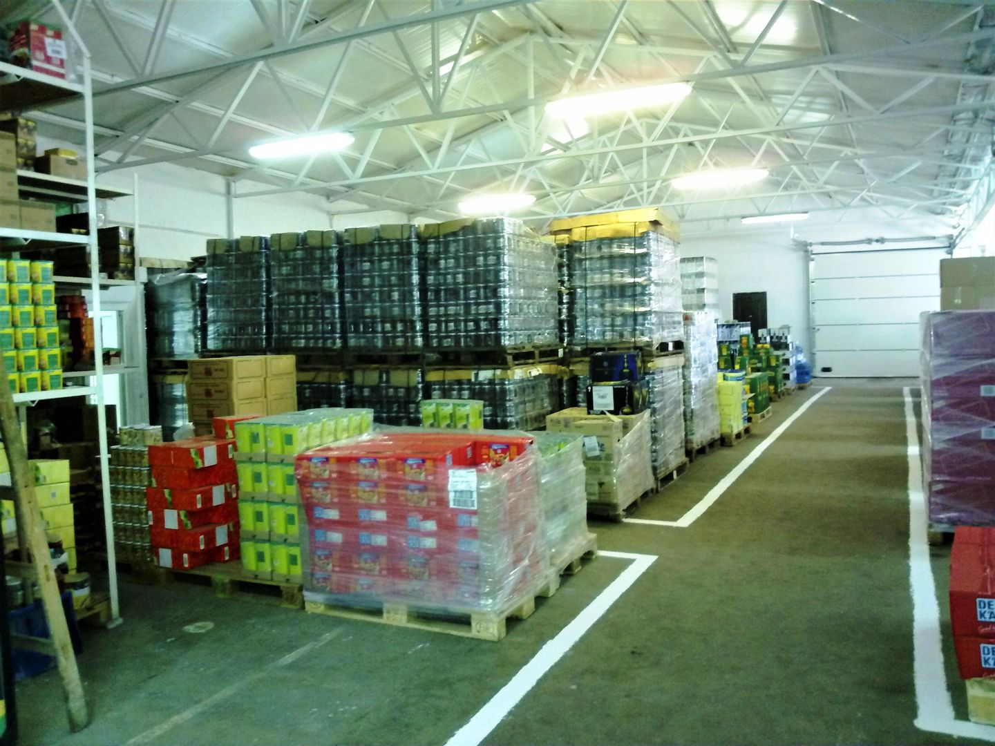 Cladire depozit si birouri cu chirias-Oportunitate investitie - Poză 3