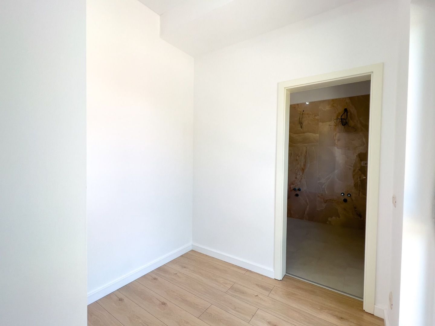 Individuala 146m2 utili, 450 curte, CENTRAL Tunari, 0% comision - Poză 23