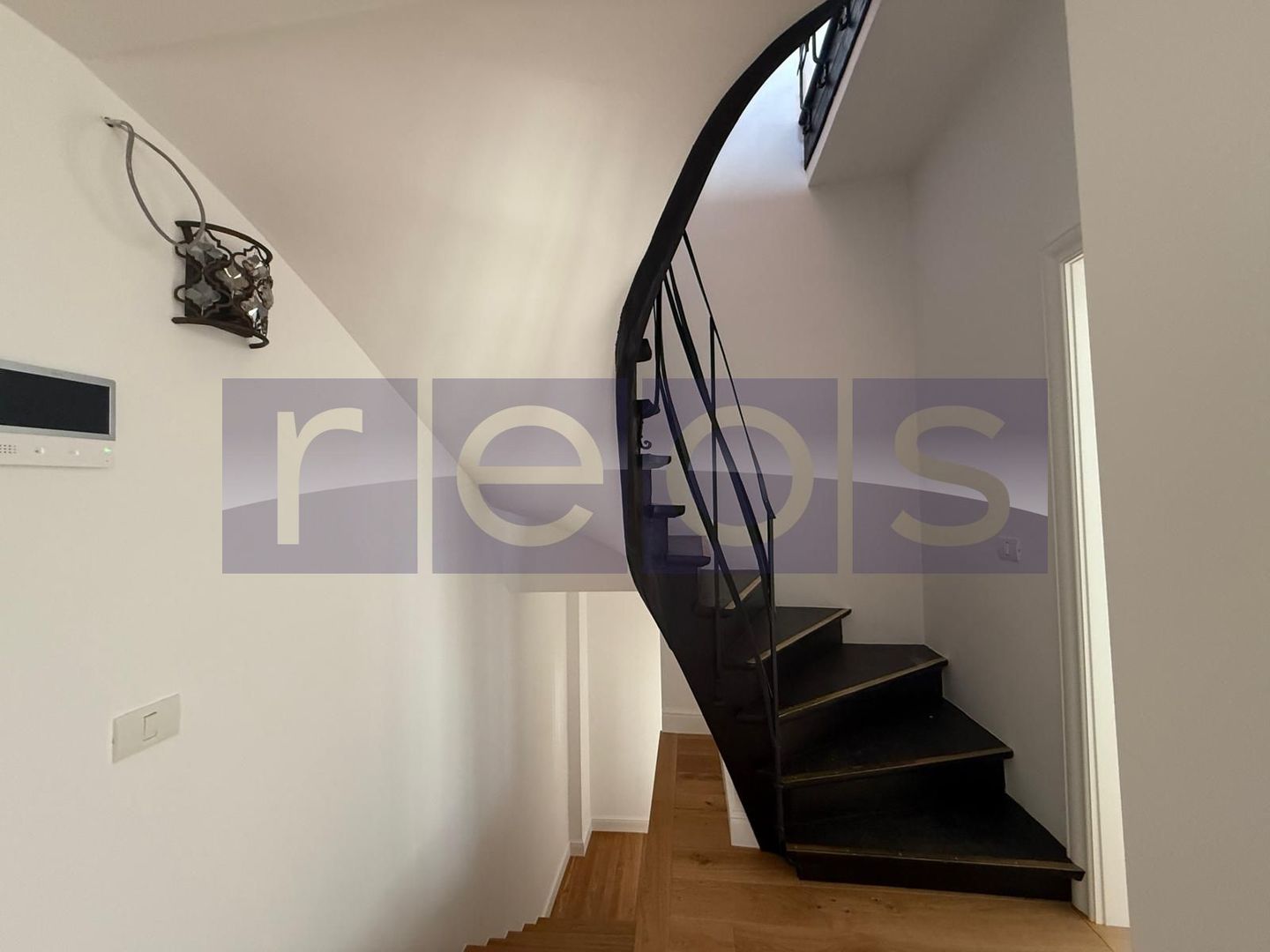 INCHIRIERE VILA DEOSEBITA | CAPITALE | NOU RENOVATA | IDEAL AMBASADA - Poză 45