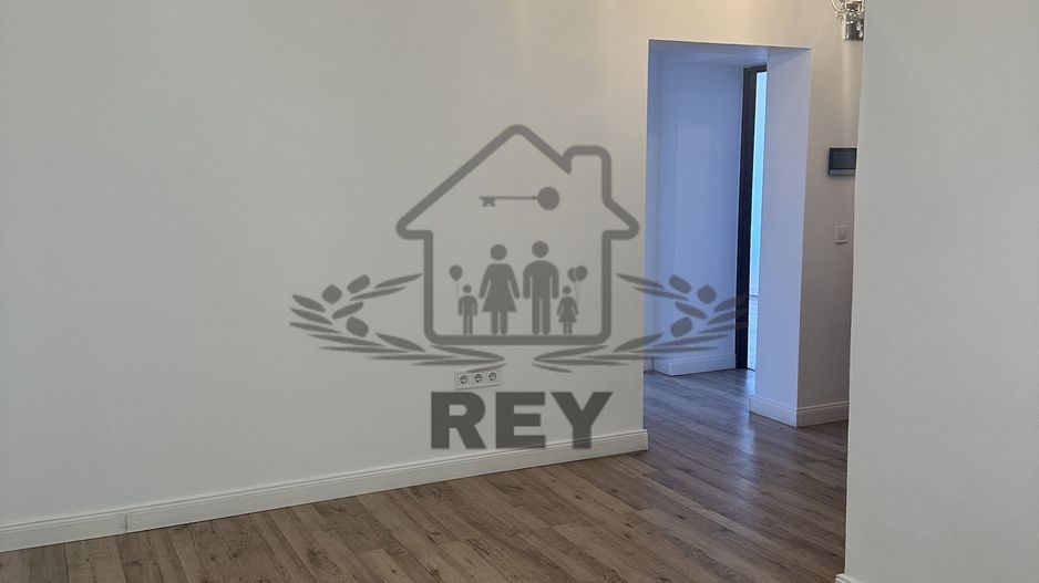 Spațiu birou/locuință– Bd. Victoriei- Parcul Sub Arini - Poză 10