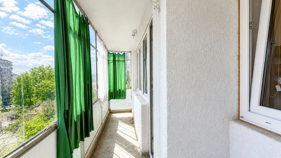 Apartament 2 camere, str. Campia Libertății, amenajat și mobilat - Poză 3