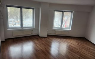 Închiriez apartament 2 camere nemobilat, Piața Muncii, pretabil birou - Poză 1