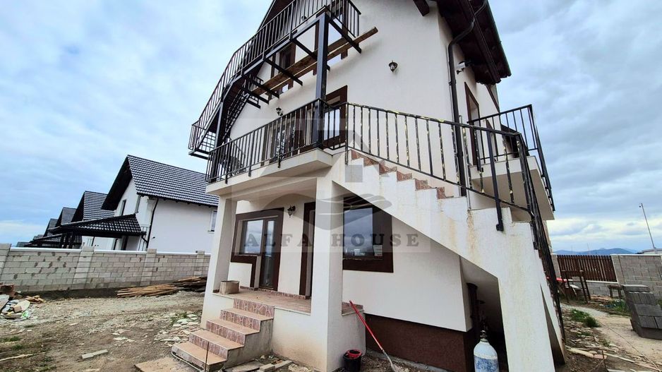 Casa individuala, 213 mp - 2 Aparatmente separate, Brasov - Sanpetru - Poză 3