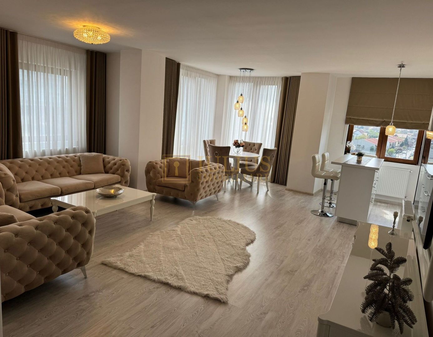 Zona de nord, prima inchiriere -Toronto Residence - Poză 2