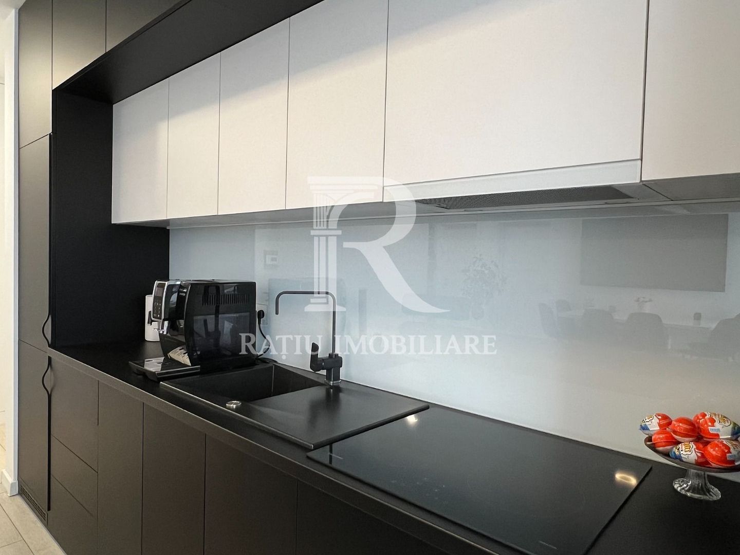 Apartament cu 3 camere |Parcare Supraterana |Panorama |Nufarul |Oradea - Poză 3