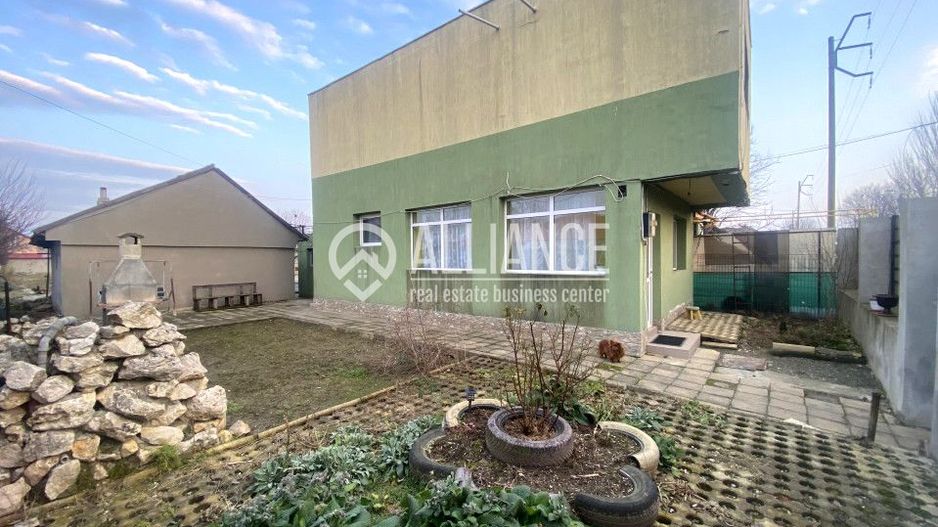 PALAZU MARE  CONSTANTA(COD 07) Casa P+1 etaj cu teren de 1400 mp - Poză 1