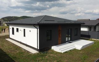 Casă/Vilă cu 4 camere de vânzare - Sampetru, zona Dealul Lempes - Poză 5