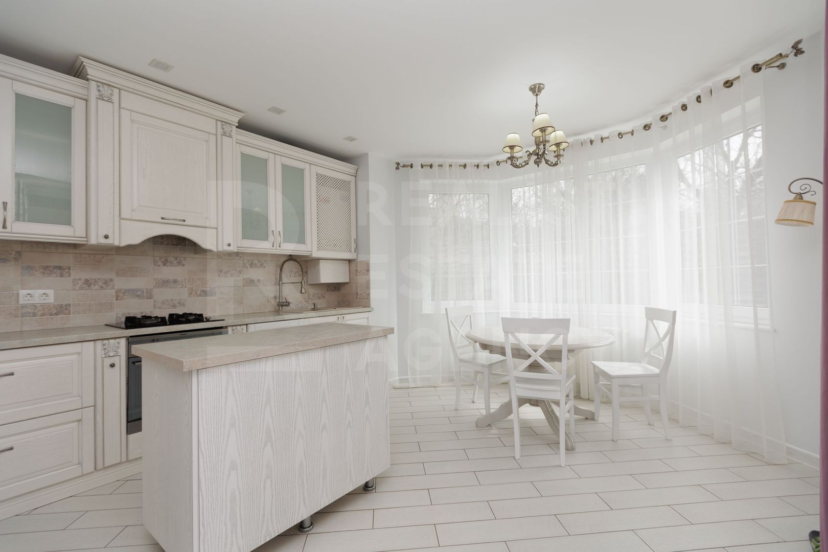 Chirie casa, 5 camere, strada Petru Movila, Dumbrava - Poză 4