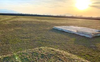 Teren 11 ha cu heleșteu 3 ha - Poză 5