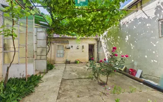 Casă cu 4 camere și teren de 2880 mp în Fiscut - Poză 13