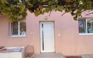 Apartament de închiriat la curte comună chiar în Complexul Studențesc - Poză 4